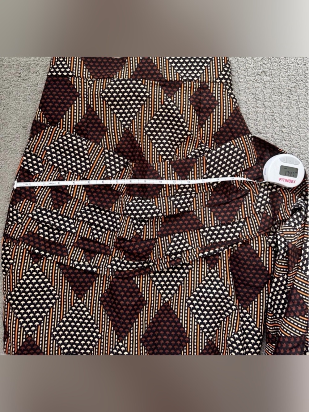 Ankara Top and Skirt Set - Picture 8 of 9